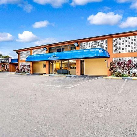 Airport Inn Tampa Exterior foto